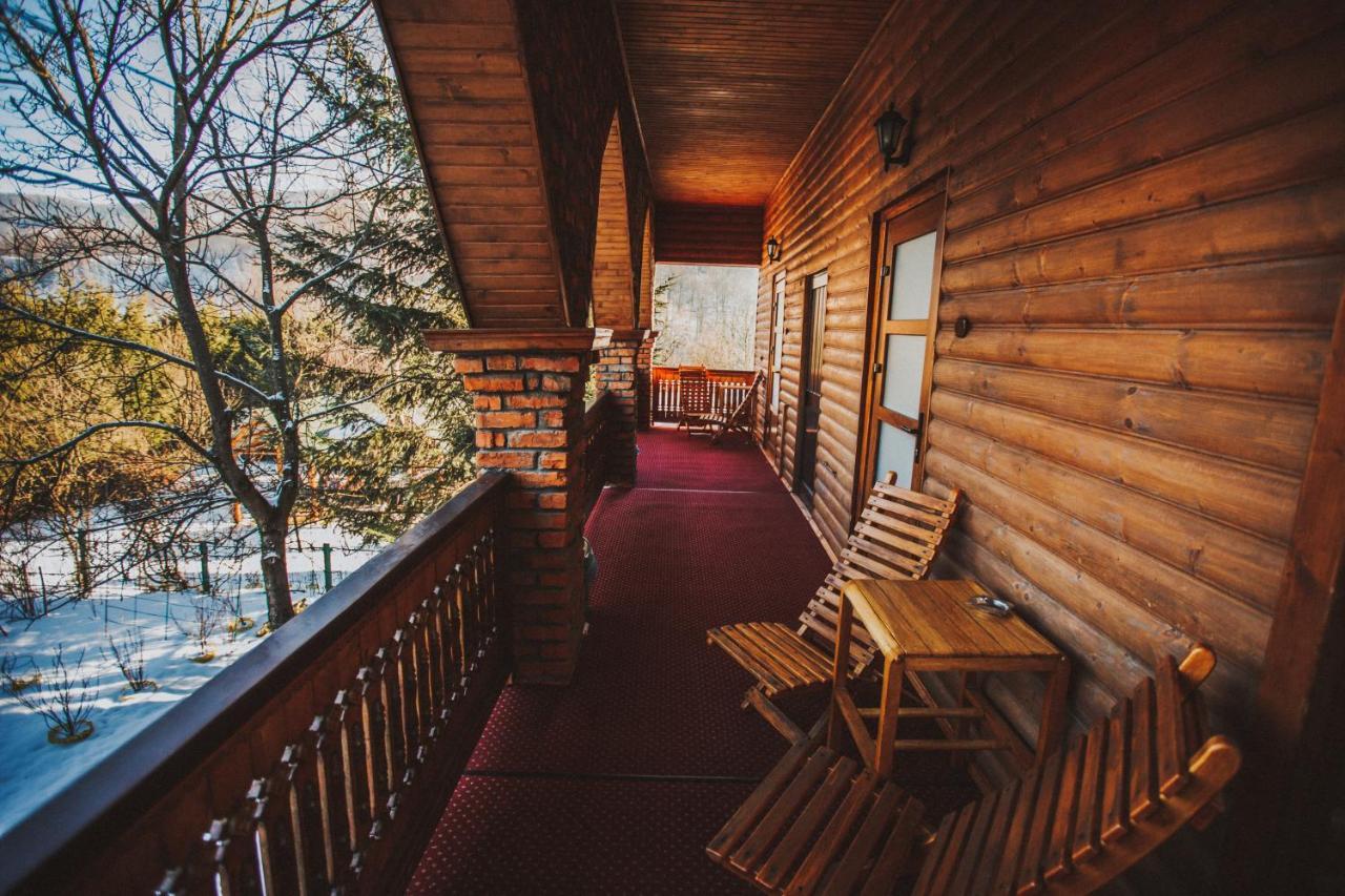 U Yaroslava Hotel Yaremche Exterior foto