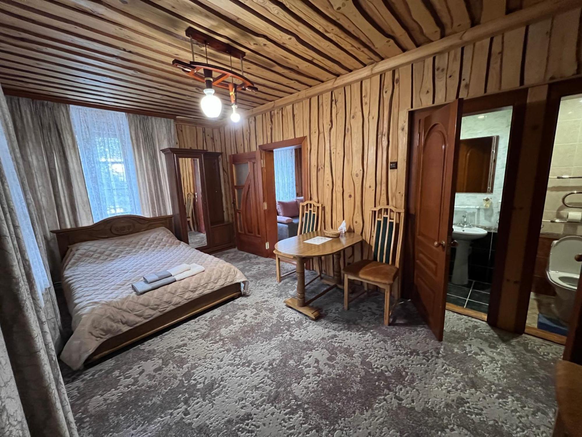 U Yaroslava Hotel Yaremche Exterior foto