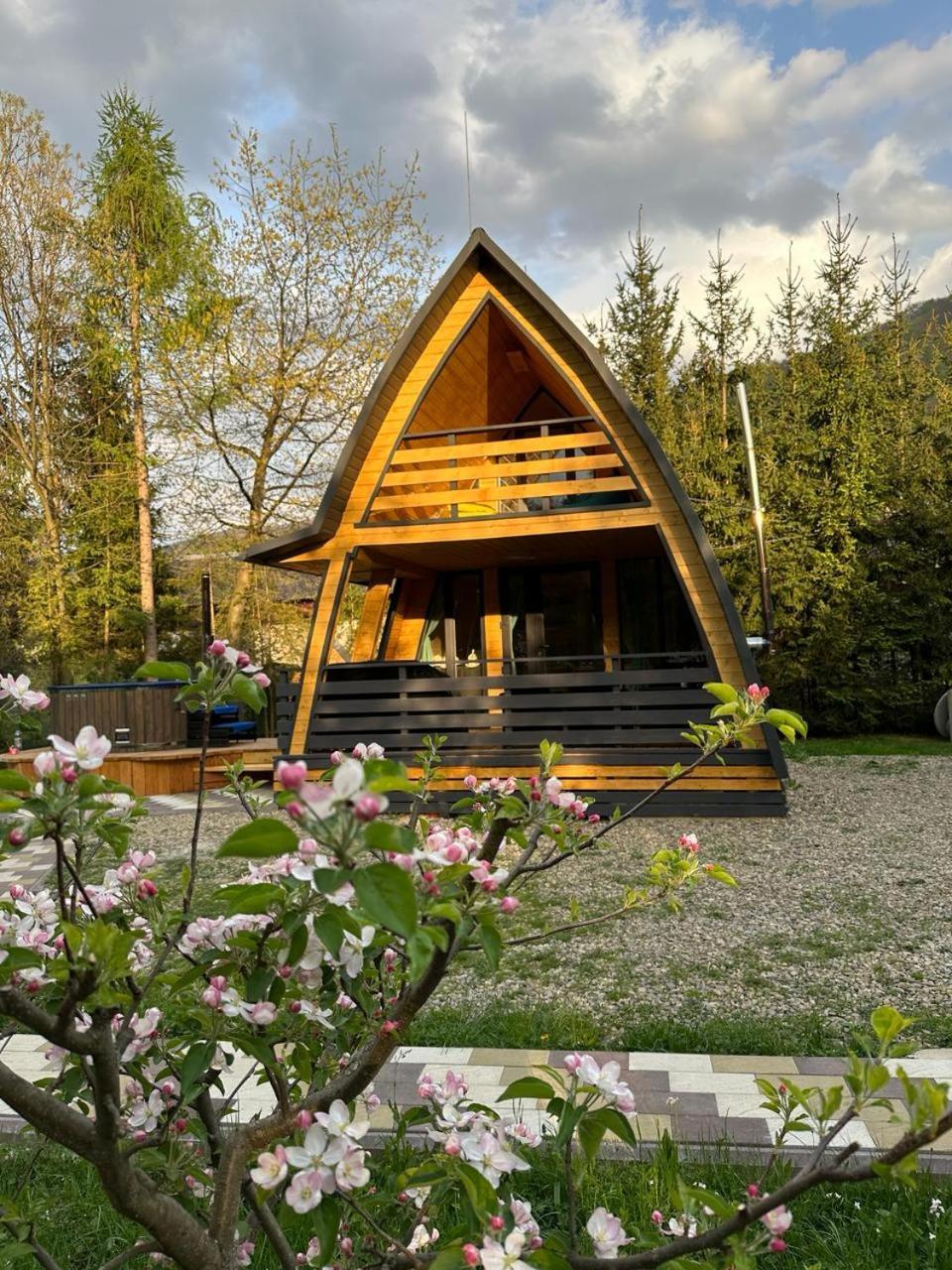 U Yaroslava Hotel Yaremche Exterior foto
