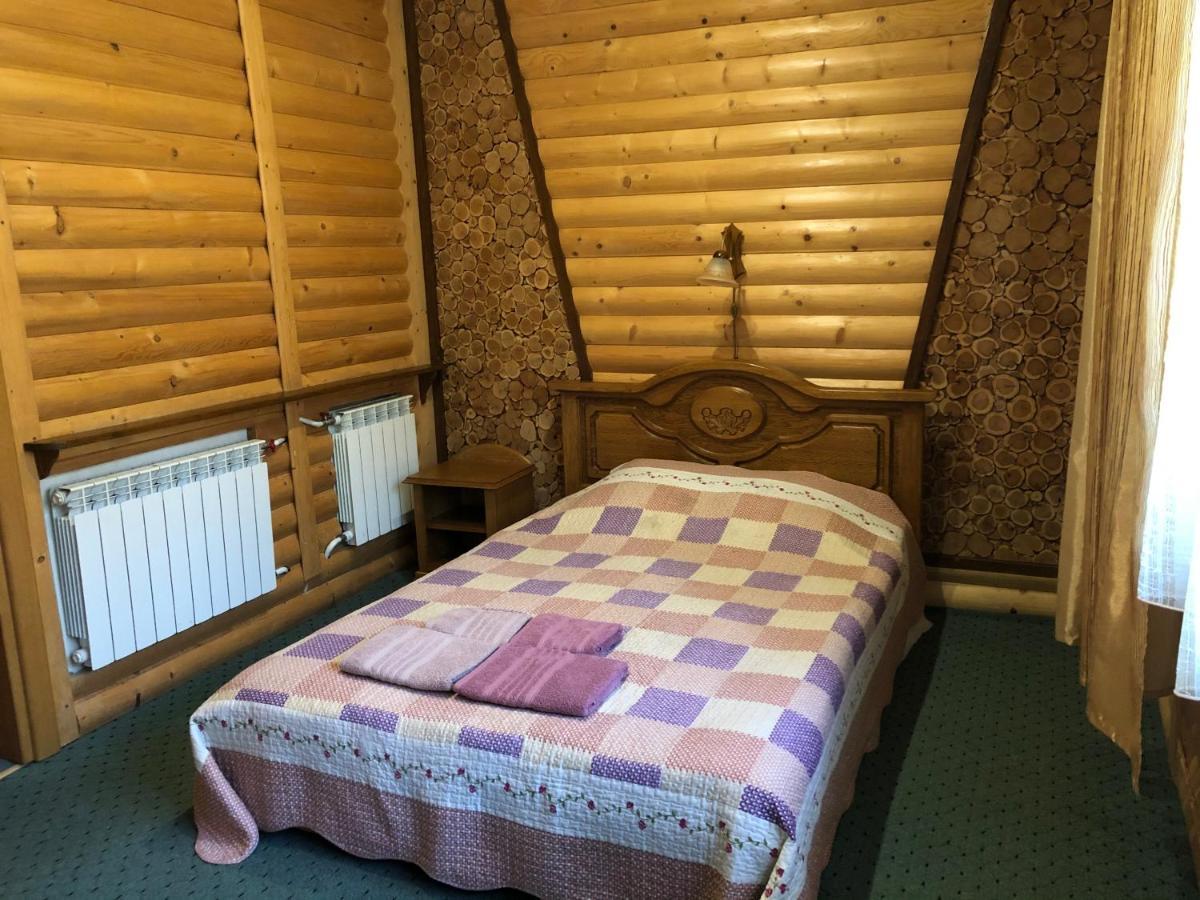 U Yaroslava Hotel Yaremche Exterior foto