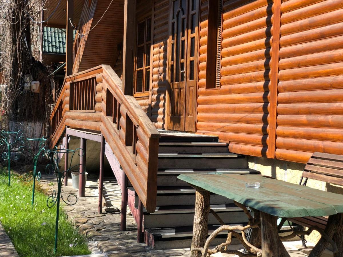 U Yaroslava Hotel Yaremche Exterior foto